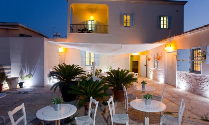 Dherynia Casa | Shongas Inn