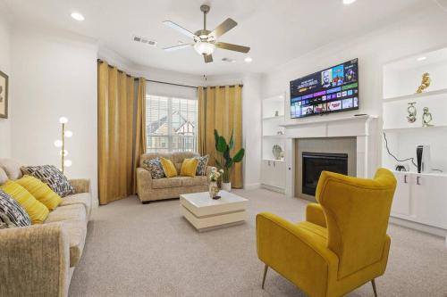 Lewisville Casa | Shop & Store Oasis, 13min from Airport, Prime Spot