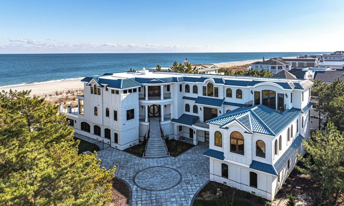 Dewey Beach Casa | Shore King - Coastal Luxury at its Finest