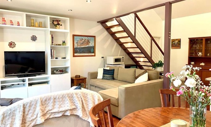 Henley Beach Apartamento | Shore to Please 1 bdrm loft apt Beach Wifi