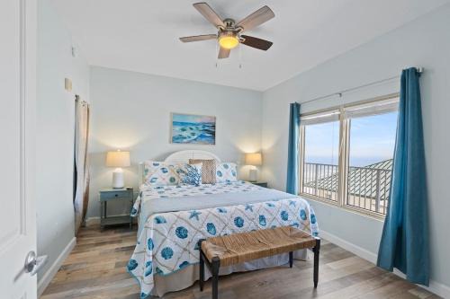 Panama City Beach Apartamento | Shores of Panama 1504 - Sleeps 8 with 2 Master BR