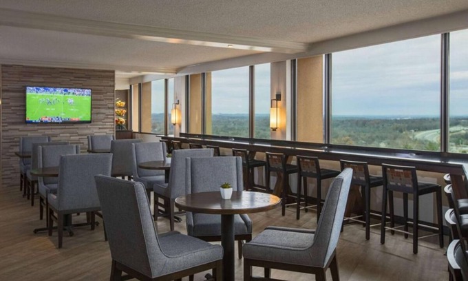 Nashville Hotel | Short Drive to Nashville Zoo and Nashville Airport! Pet-Friendly, w/ Pools