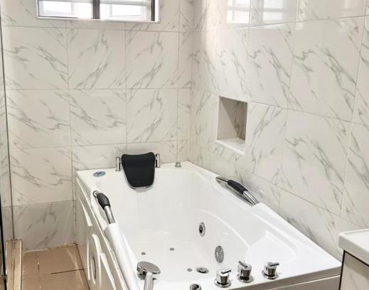 Ogombo Apartamento | Short let apartments