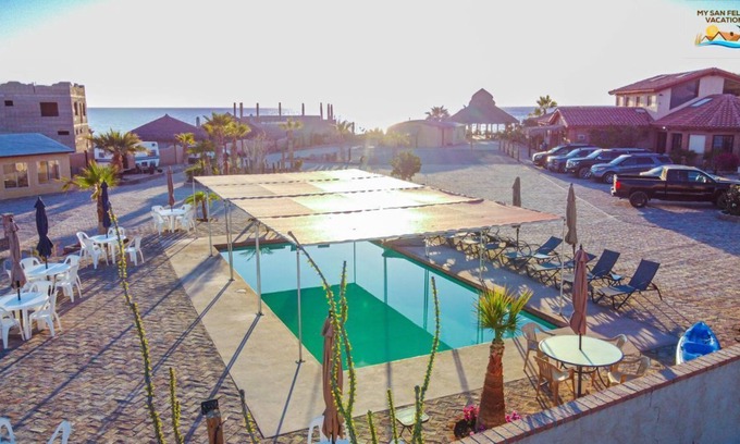 San Felipe Casa | Short walk to pool and private beach