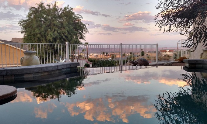 Lake Havasu City Condominio | Shoshone Lower Unit with Lake and Pool Views