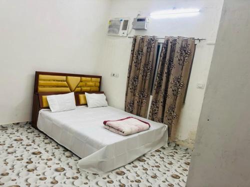 Misrikh Casa | Shri Yamuna Bhawan