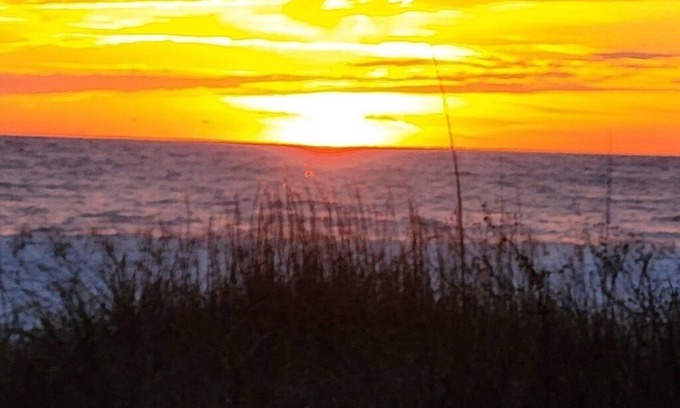 Mexico Beach Casa | Shuckers & Beaches! In Beautiful Mexico Beach, FL