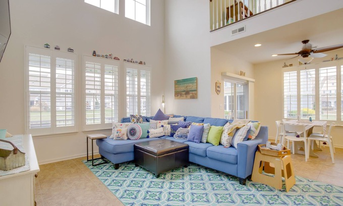 Millville Casa | Shuttle to Beach: Millville Townhome w/ Porch