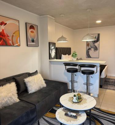 Hillhead Apartamento | Sibaya's New Horizon Apartment in Coral Point