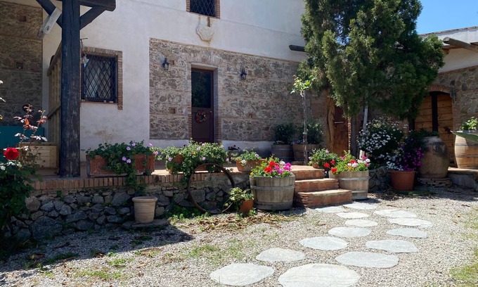 Province of Messina Apartamento | Sicilian Suite Garden