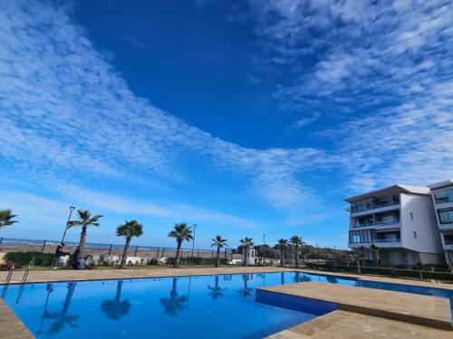 Lamharza Essahel Apartamento | Sidi Rahal Blue View, Beachfront wide seaview with pool