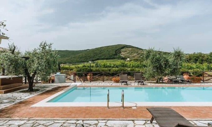 Castelnuovo Berardenga Villa | Siena villa rental Su