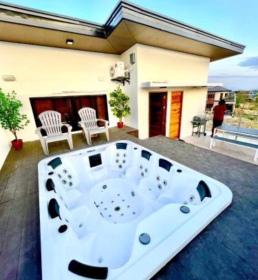 Binangonan Casa | Sierra Bay View Jacuzzi Overlooking Roofdeck