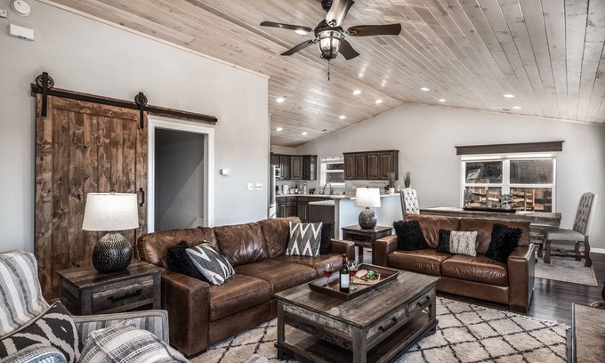 Alto Casa | Sierra Sky- 4 king bedrooms, amazing views