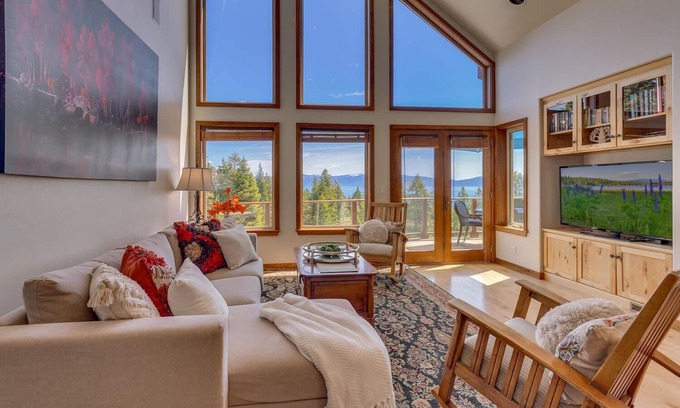 Talmont Casa | Sierra Vista - Lakeview - TLUXP