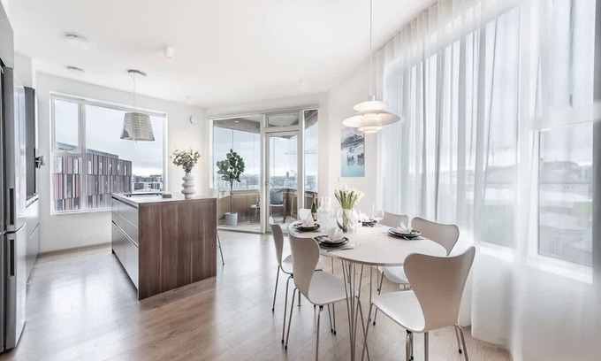 Hliðar Apartamento | SIF Apartments - 2BR Suite with 2 bathrooms 07
