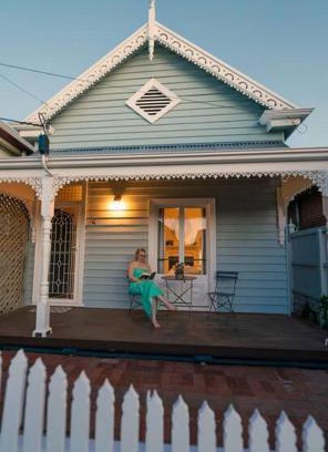Semaphore Casa | Signal Cottage close to beach and Semaphore Road