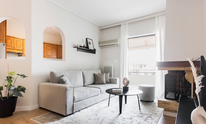 Marousi Apartamento | Signature 2BR Apartment in Marousi