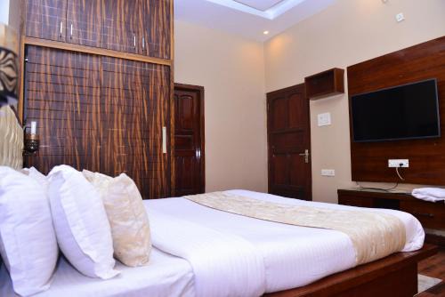 Sonepat Casa | Signature villa