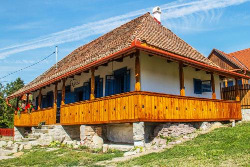Siclod Casa | Siklód. Botond Panoráma Kulcsosház (6 fő) Botond Panoramic Chalet