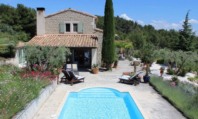 Les Baux-de-Provence Villa | Silencio e impresionantes vistas sobre el pueblo más hermoso de la Provenza.