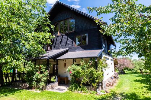 Bran Casa | Silva Cabin - In the heart of Bran, next to the Castle w/free parking