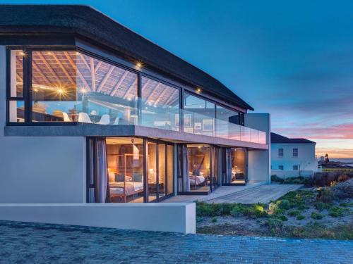 Shelley Point Apartamento | Silver Bay Villa