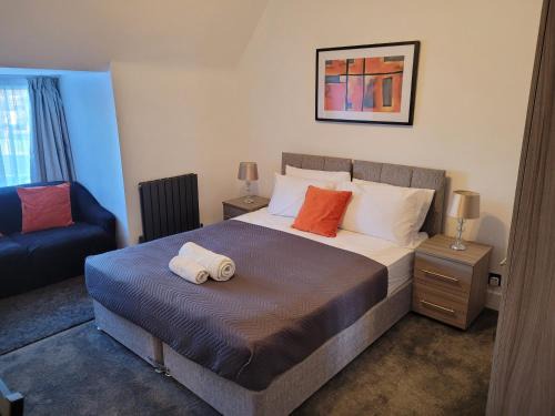 Hemel Hempstead Apartamento | Silvertree Lodge - 2 double bed flat with parking