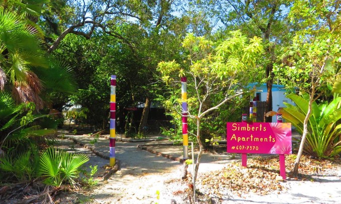 Placencia Apartamento | Simberts Apartments