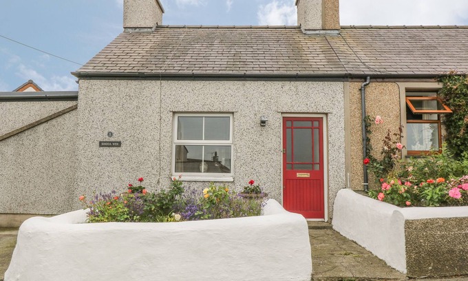 Llanfaethlu Casa | Simdda Wen Cottage, LLANFAETHLU