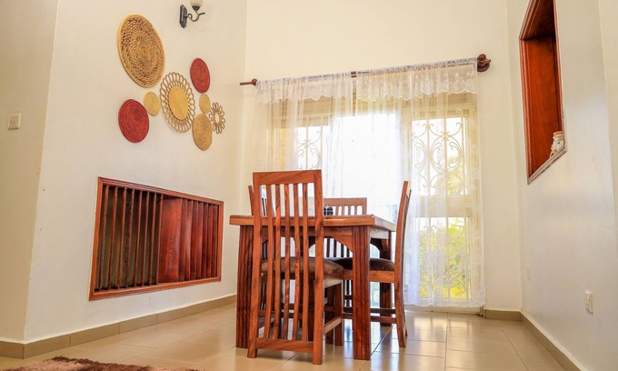 Mukono Casa | Simple and Ethnic Centric