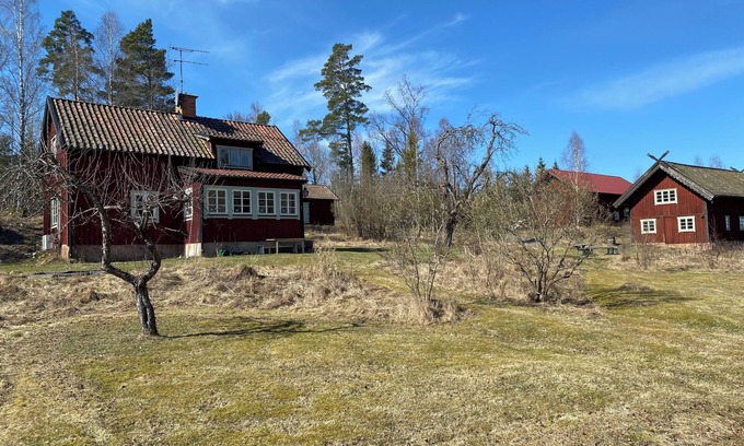 Vastra Nashulta Cabaña | Simple country side cottage with wonderful garden and lovely surroundings