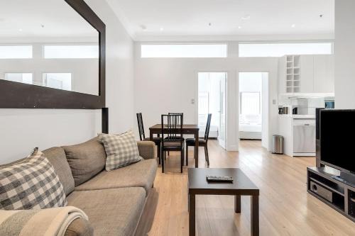 Woolloomooloo Apartamento | 'Simply Sydney' City Living off Wharf Roadway