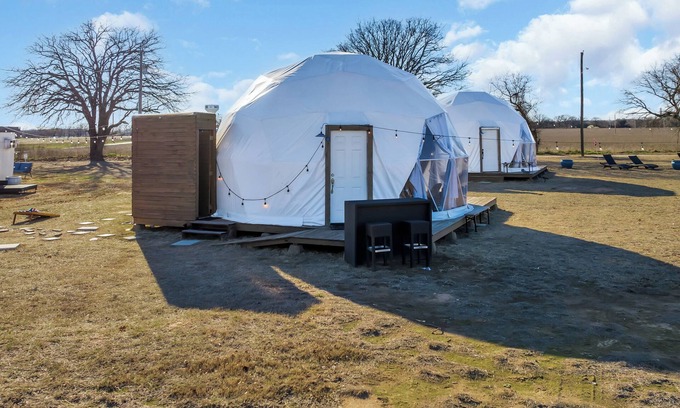 Thackerville Complejo | Sing & Stay Dome for Private Celebrations