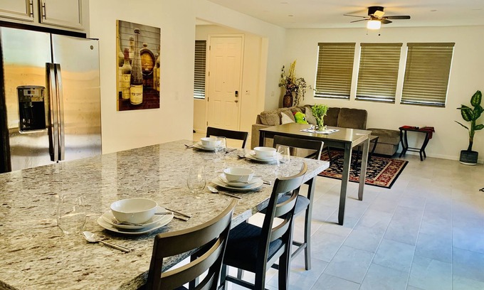 North Natomas Casa | Single family home 3 beds, 2.5 baths, close to everything for 31 nights or more