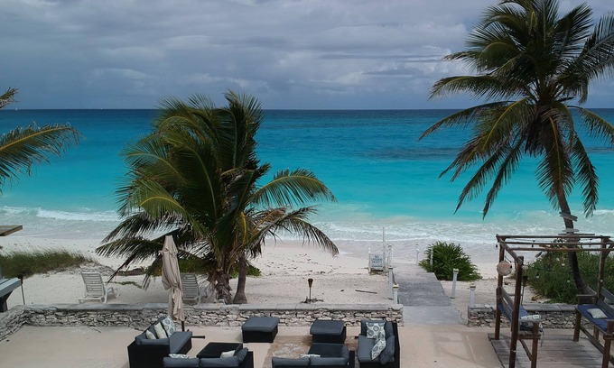 Farmer's Hill Casa | Single Room, 1 King Bed, Ocean View, Exuma Palms Boutique Hotel