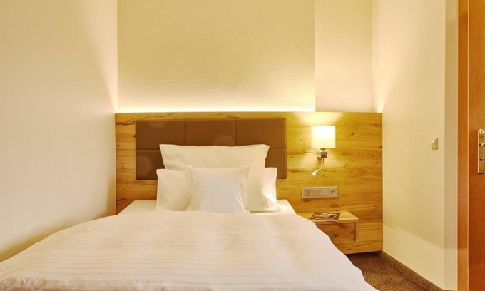 Eitelsbach Casa | Habitación individual con ducha / WC Grünhäuser - Hotel-Weingut Weis