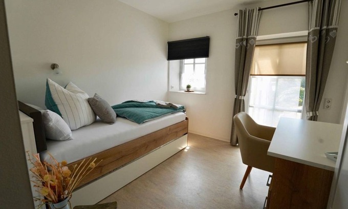Eibau Apartamento | Single room Töpfer/ Beckenberg - Lerchenberghof Eibau