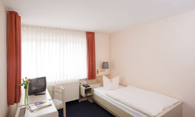 Gemarkung Tailfingen Apartamento | Single room with shower and WC