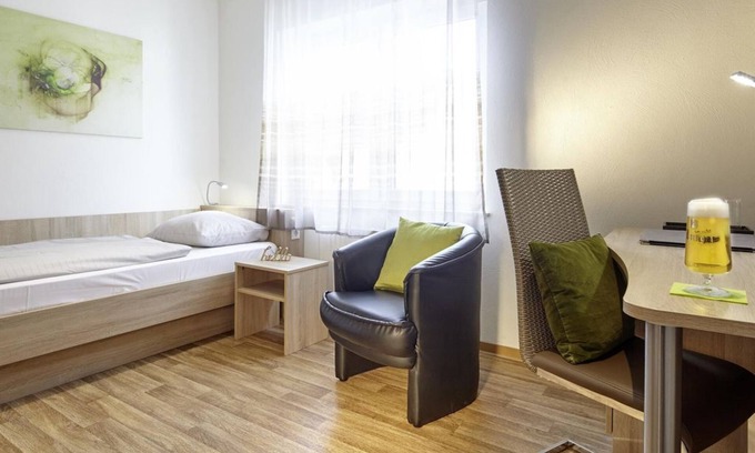 Schweich Casa | Single room with shower and WC - Hotel "Zum Stern"