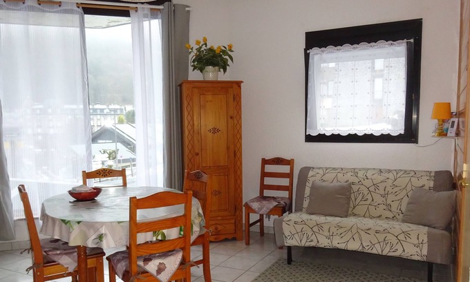 Mont-Dore Apartamento | Single-storey apartment near town center and spa