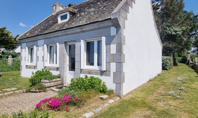 Concarneau Casa | casa de una sola planta con vistas al mar Cabellou - jardín muy bonito