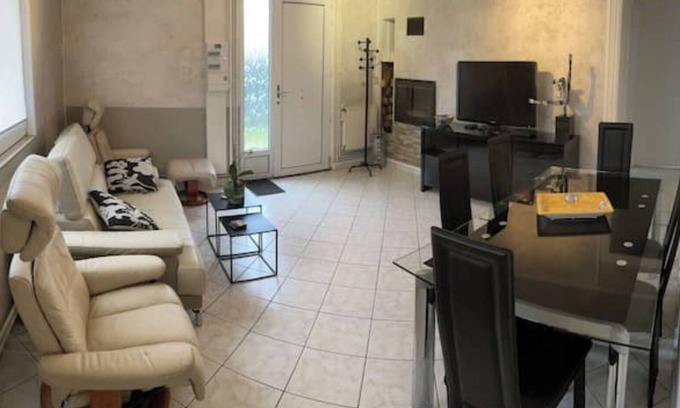 Mairieux Casa | single-storey house