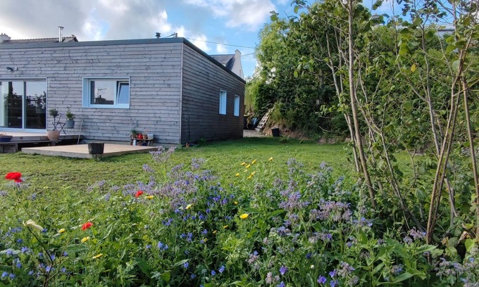 Crozon Casa | Single-storey wooden house between Goulien beach and Crozon market town