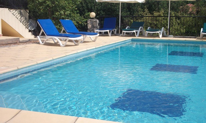 Karavas Casa | Historia Única Villa con piscina privada y jardín con gran montaña y vistas al mar