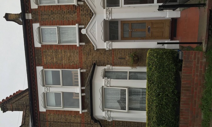 Lewisham Casa | Habitaciones individuales / dobles / dobles en Catford Homestay