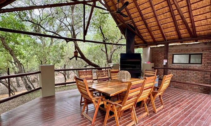 Marloth Park Cama Y Desayuno | Singwe Private Safari lodge