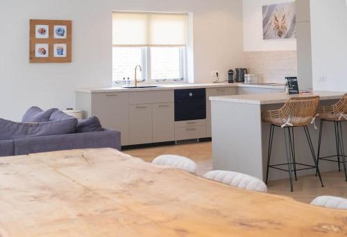 Egmond-Binnen Apartamento | Sint Adelbertus