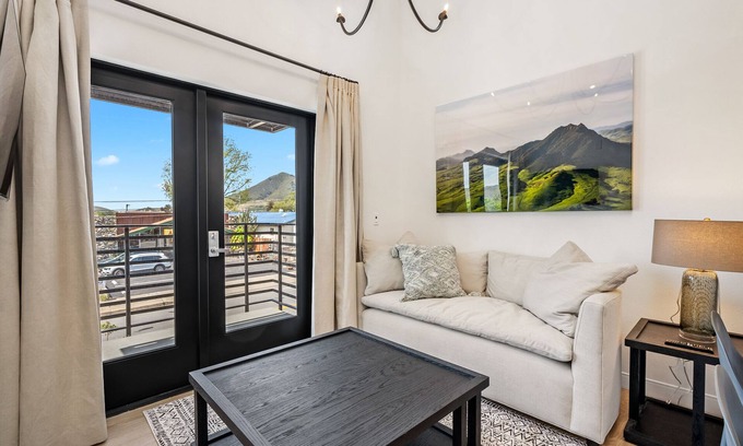 San Luis Obispo Apartamento | Sisters Suite at the Junction