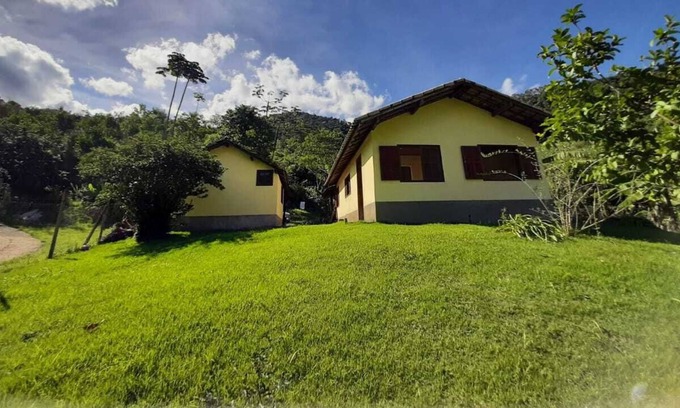Lumiar Casa | Site in Lumiar 250 meters from Poço Belo